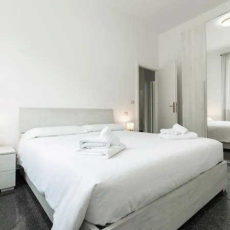 Cozy Apartment, 400m From Beaches And Sea Apartment Genoa
