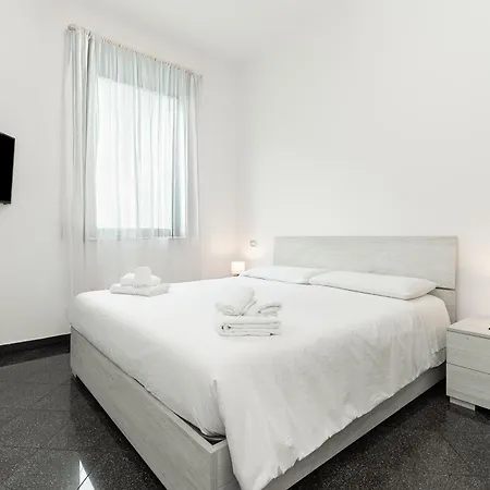 Cozy Apartment, 400m From Beaches And Sea